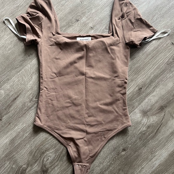 Babaton Contour Squareneck Bodysuit - Picture 3 of 5